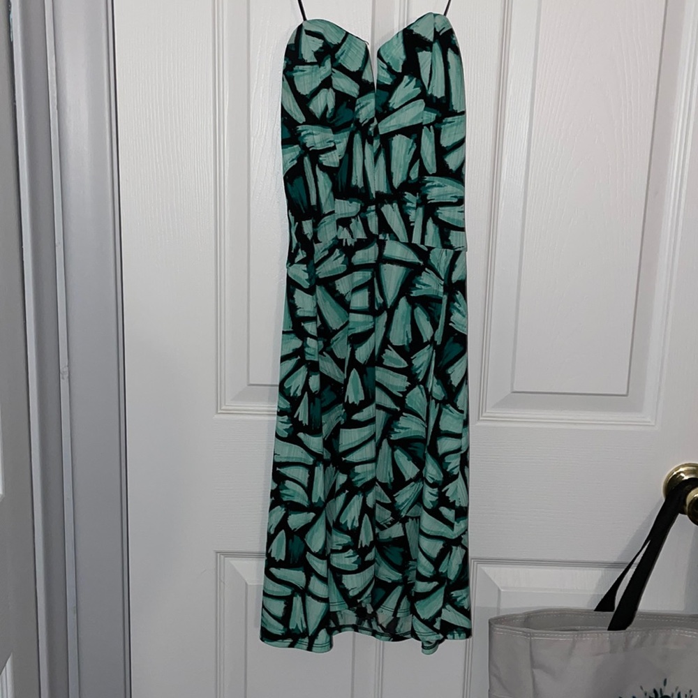 Black and turquoise strapless dress. Size is an XS.